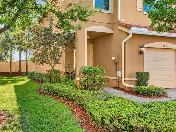 $399,000 | 5823 Monterra Club Drive, Lake Worth, FL 33463
