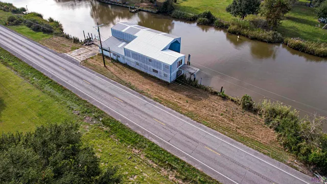 $160,000 | 706 Highway 55, Bourg, LA 70343