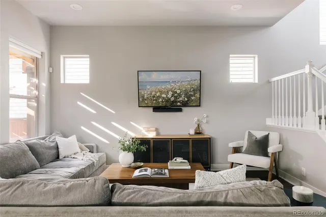 $800,000 | 5191 Willow Way, Denver, CO 80238