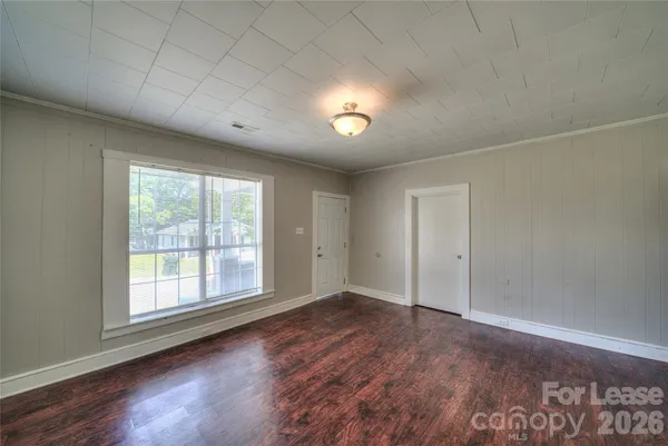 $1,400 | 620 North Moran Street, Gastonia, NC 28052