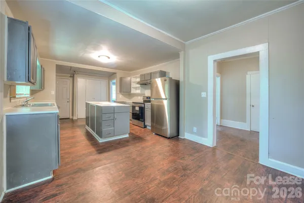 $1,400 | 620 North Moran Street, Gastonia, NC 28052