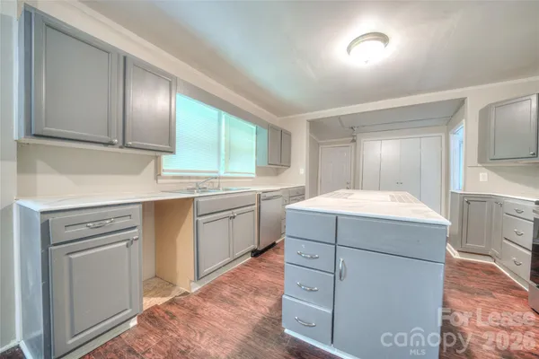 $1,400 | 620 North Moran Street, Gastonia, NC 28052