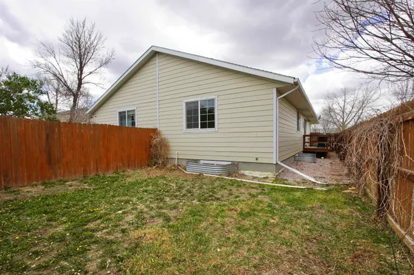 $219,000 | 721 North 5th Street, Douglas, WY 82633