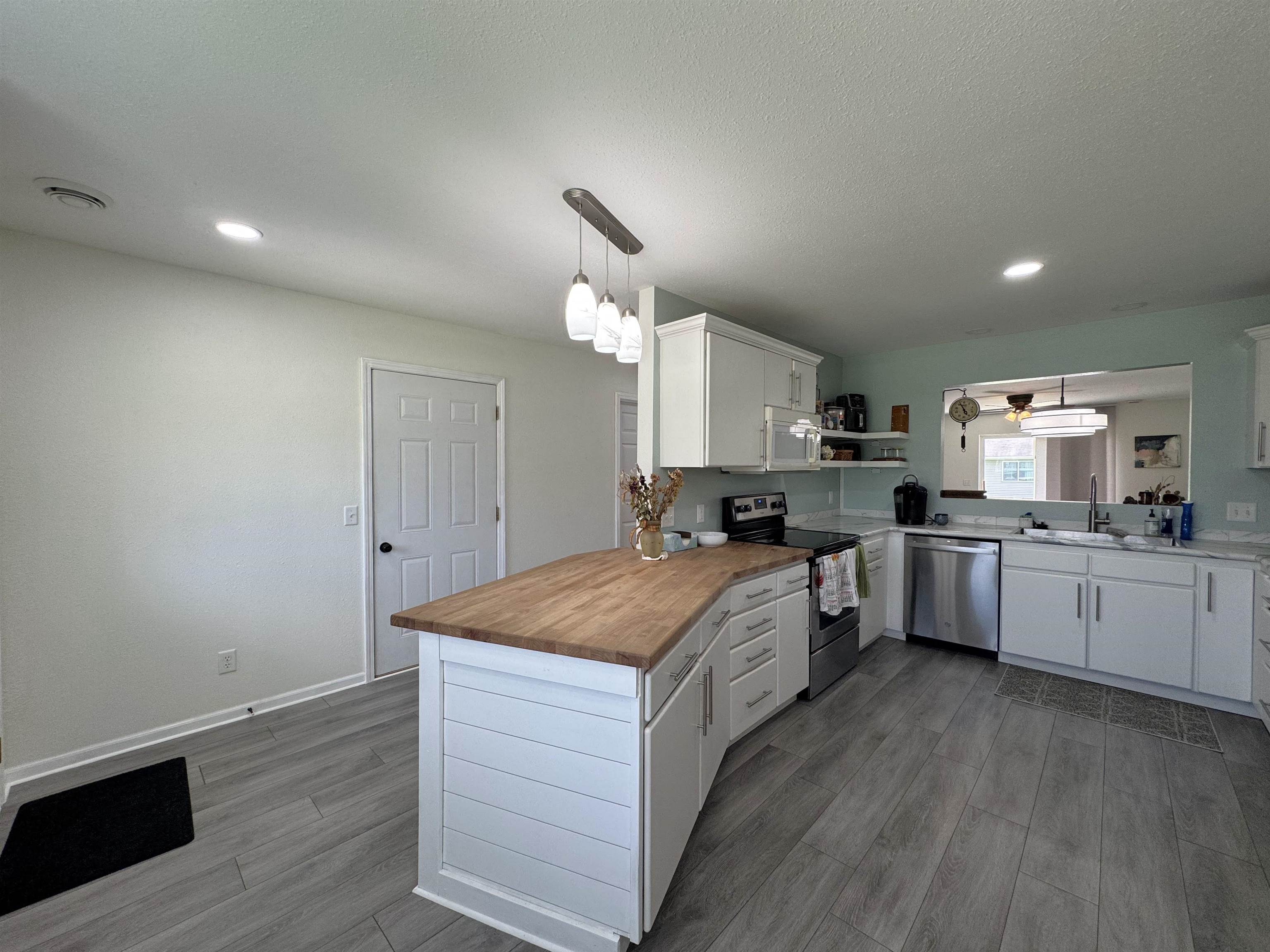 505 3rd, Unit 3 Monroe, WI 53566 - Photo 13 of 38