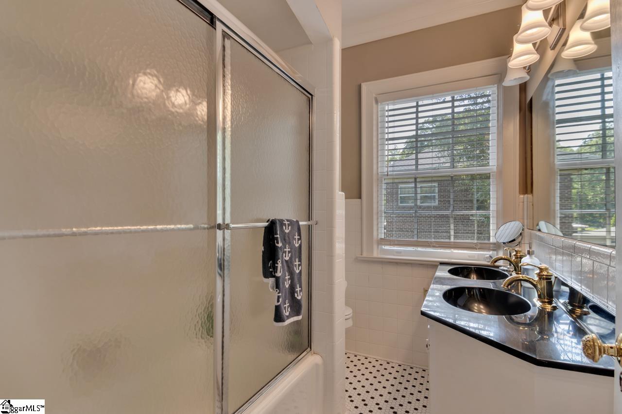 101 Calvert Avenue Clinton, SC 29325 - Photo 28 of 36 Gallery Image 28