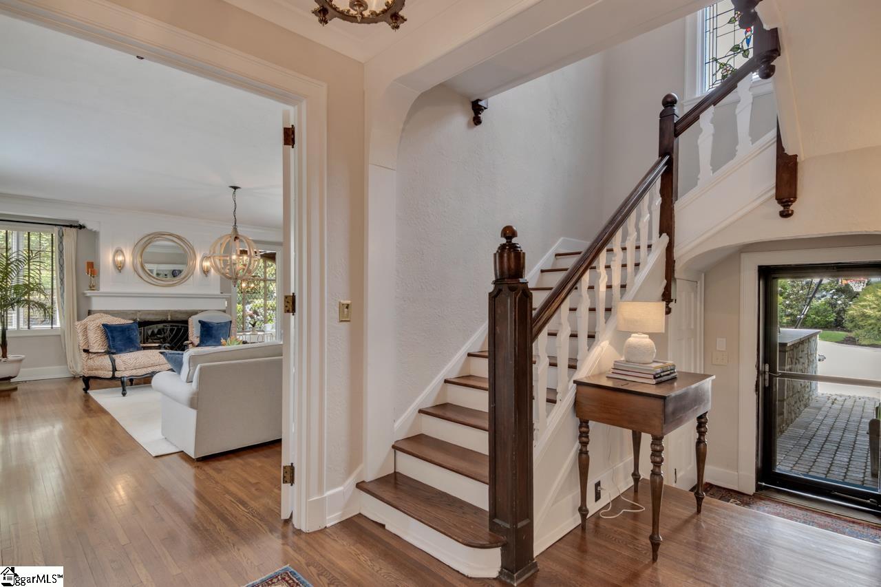 101 Calvert Avenue Clinton, SC 29325 - Photo 4 of 36 Gallery Image 4