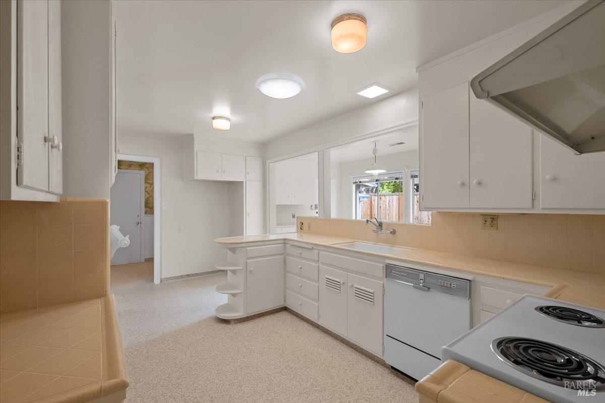 1504 Jewell Drive Santa Rosa, CA 95404 - Photo 12 of 47