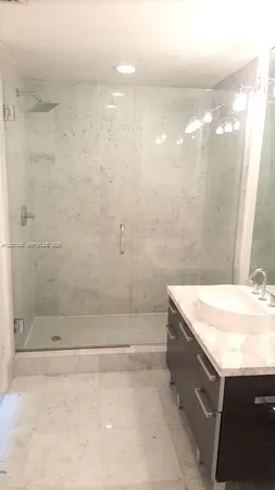 $2,850 | 253 Northeast 2nd Street, Unit 1004, Miami, FL 33132