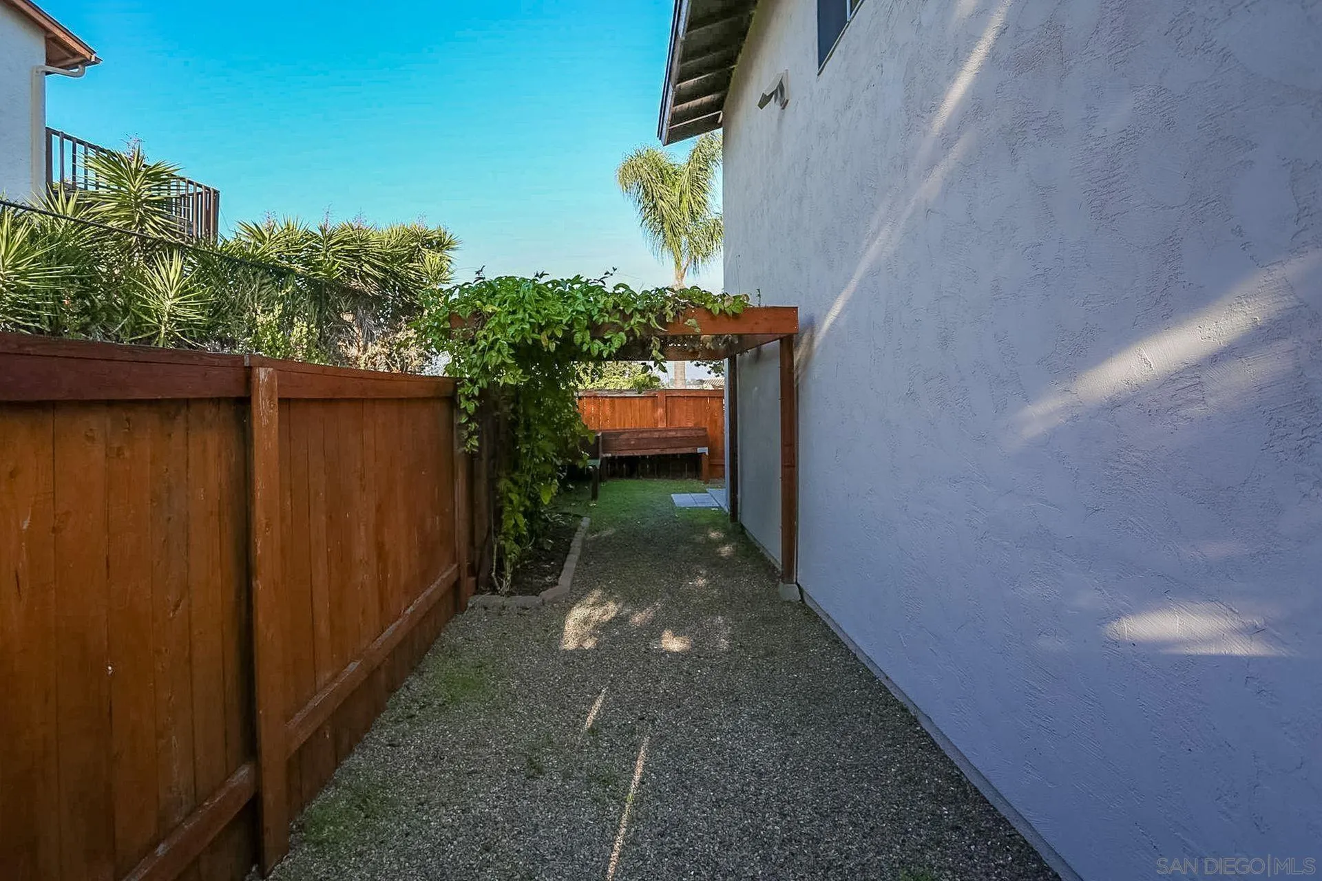 2258 Ledgeview Lane Spring Valley, CA 91977 - Photo 32 of 33 Gallery Image 32