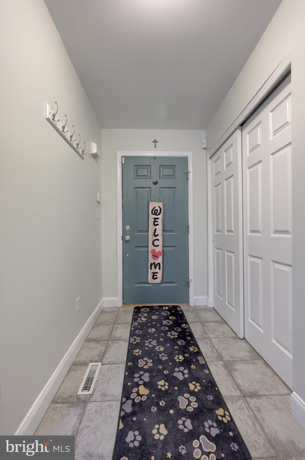 216 Nicole Way Sinking Spring, PA 19608 - Photo 8 of 35