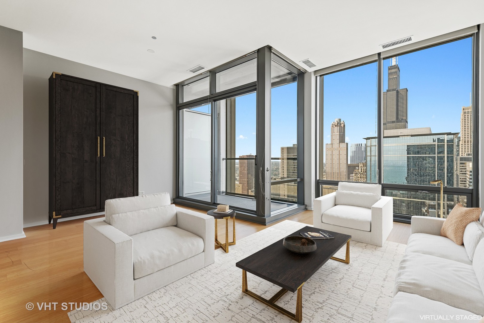 65 East Monroe Street, Unit 4310 Chicago, IL 60603 - Photo 3 of 17