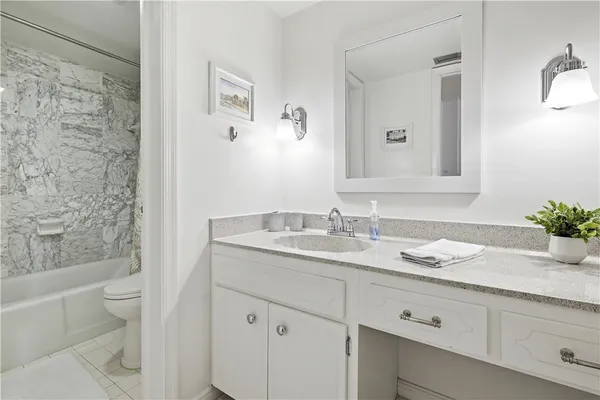 $5,000 | 2737 Ocean Drive, Unit 21B, Vero Beach, FL 32963
