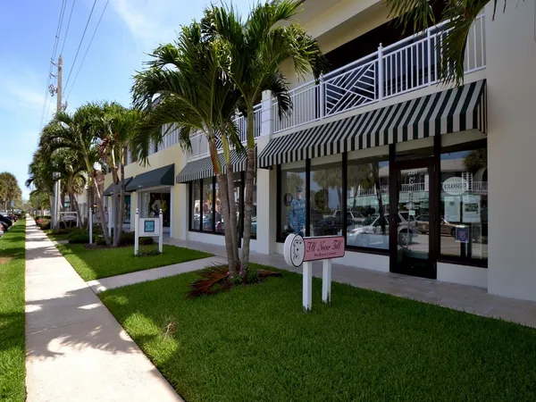 $5,000 | 2737 Ocean Drive, Unit 21B, Vero Beach, FL 32963