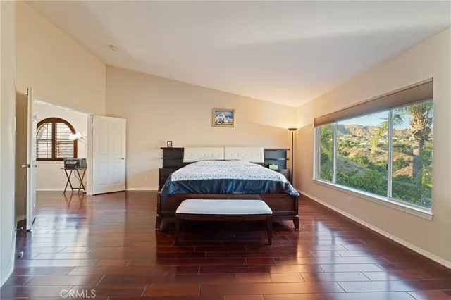 $1,349,000 | 11648 Mariposa Bay Lane, Porter Ranch, CA 91326