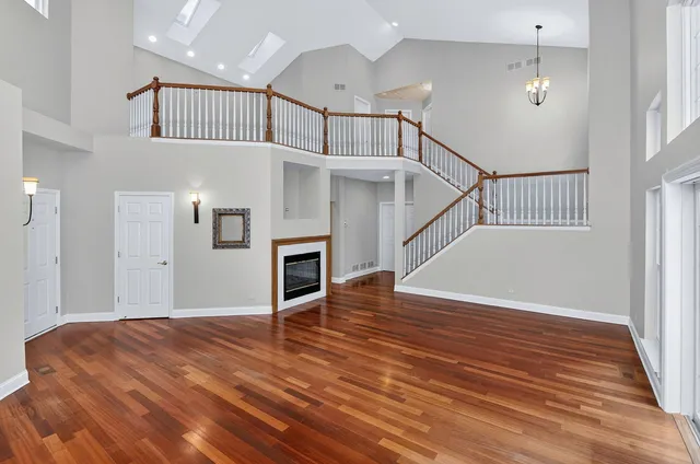 $625,000 | 1628 Luther Avenue, Oakbrook Terrace, IL 60181