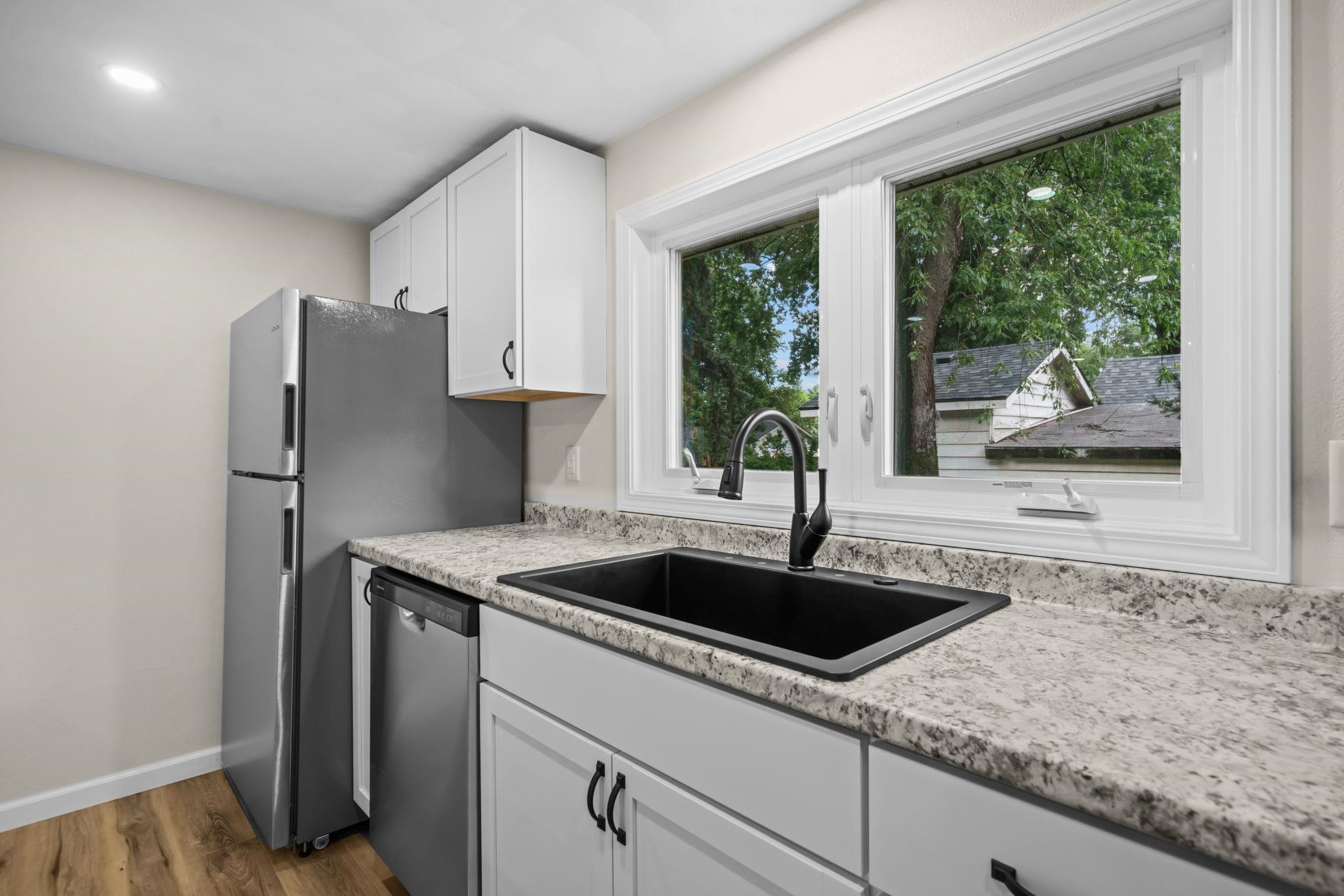 809 Adams Street Oregon, IL 61061 - Photo 3 of 34