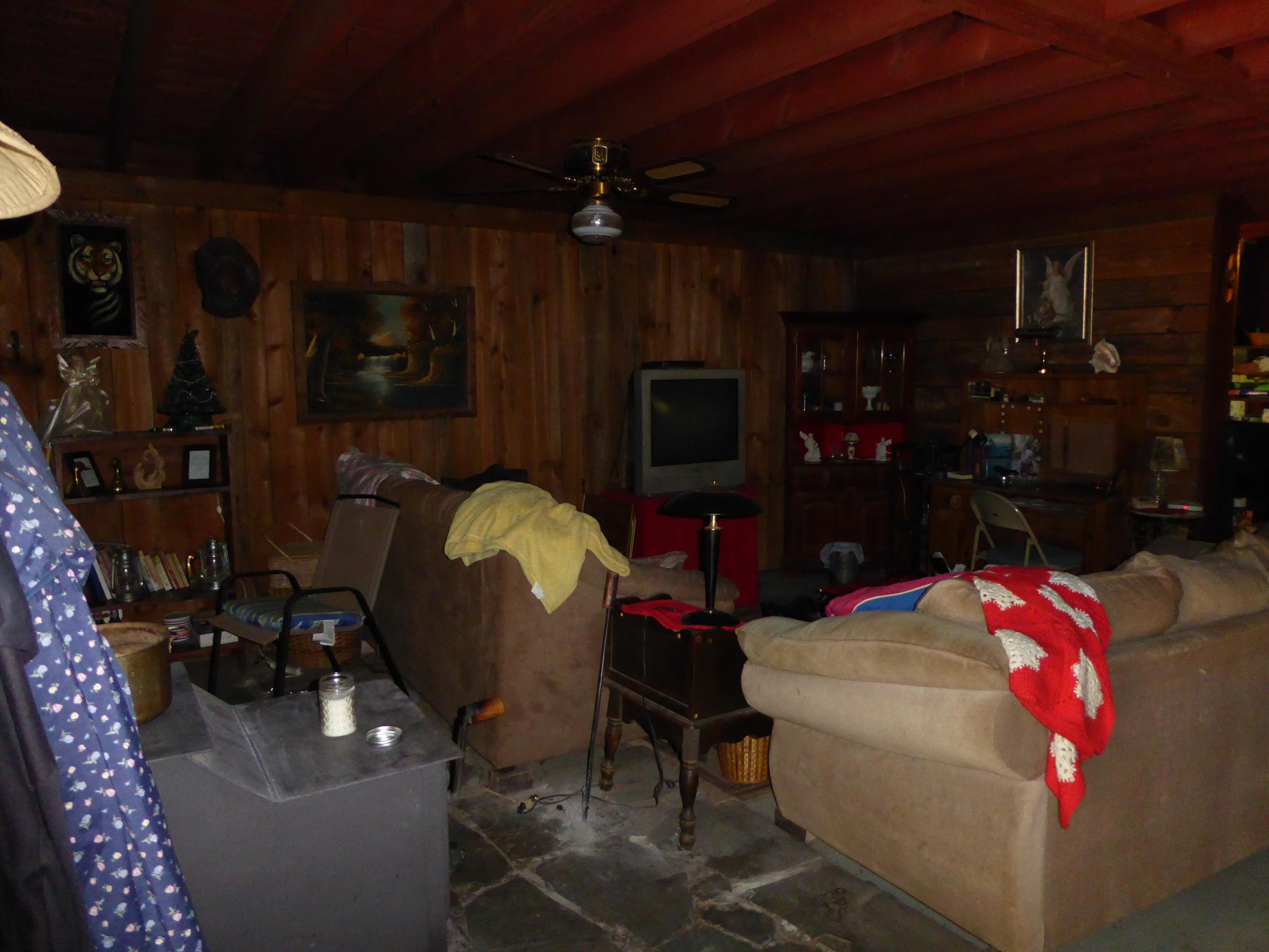 242 Rabbit Ridge Road Rocky Mount, VA 24151 - Photo 3 of 11 3 Living Room