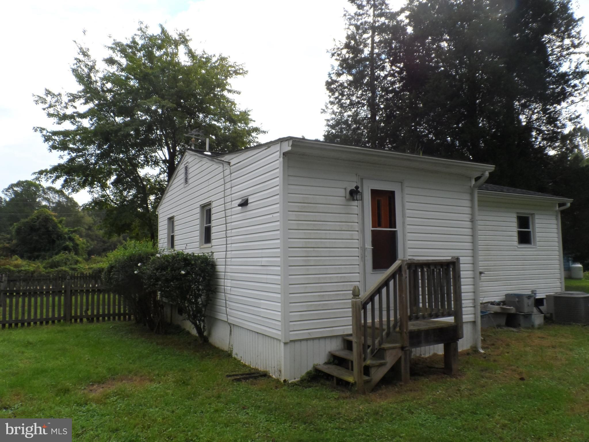 320 Arthur King Road Prince Frederick, MD 20678 - Photo 4 of 18 Back of Home
