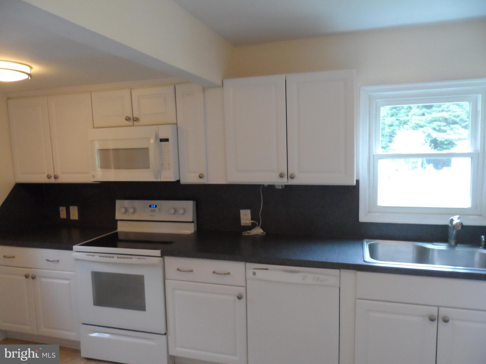 320 Arthur King Road Prince Frederick, MD 20678 - Photo 9 of 18 Kitchen