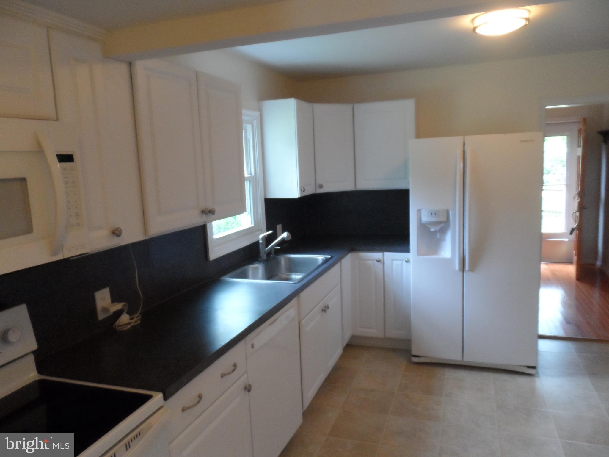 320 Arthur King Road Prince Frederick, MD 20678 - Photo 10 of 18 Kitchen