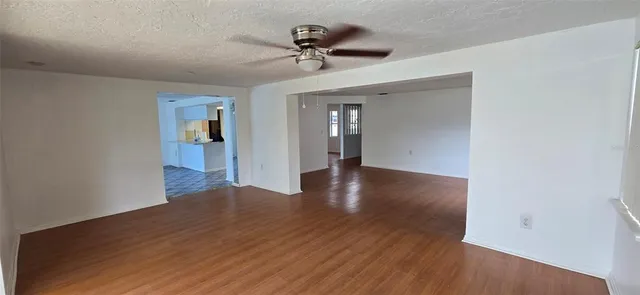 $349,999 | 1414 Grand Boulevard, Holiday, FL 34690