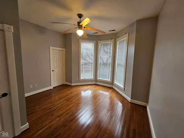 $2,250 | 916 North Alabama Street, Indianapolis, IN 46204