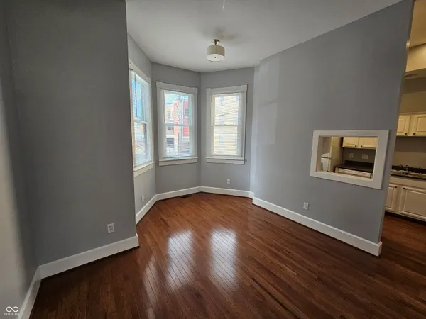 $2,250 | 916 North Alabama Street, Indianapolis, IN 46204