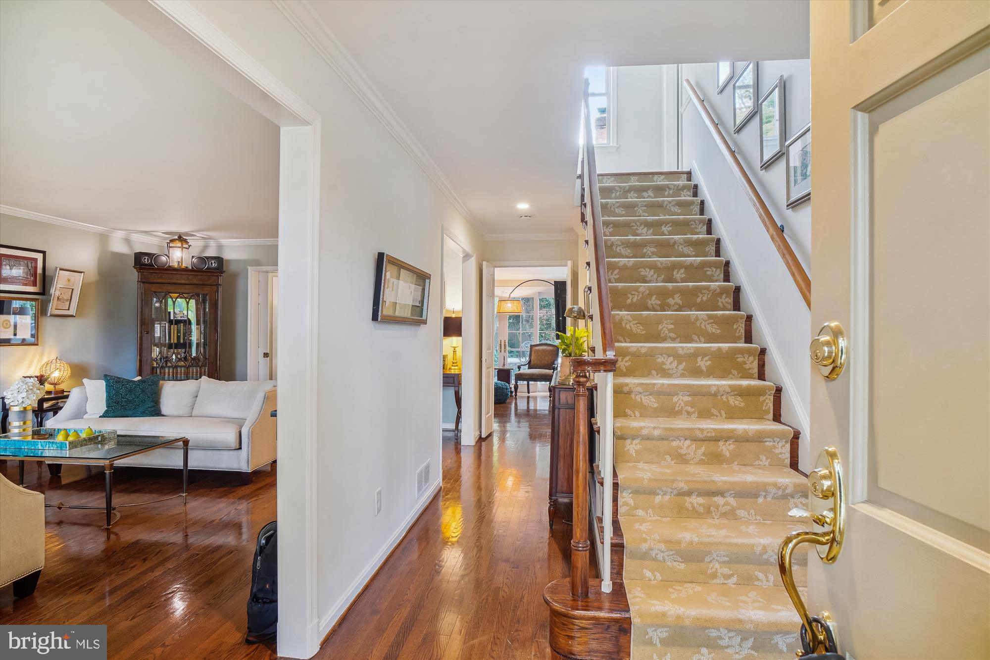 4401 Boxwood Road Bethesda, MD 20816 - Photo 7 of 48 Foyer