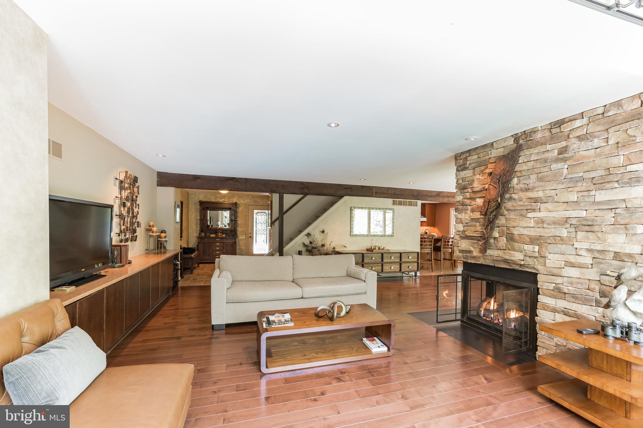 37 Ringfield Road Chadds Ford, PA 19317 - Photo 8 of 36 Living Room & Fireplace