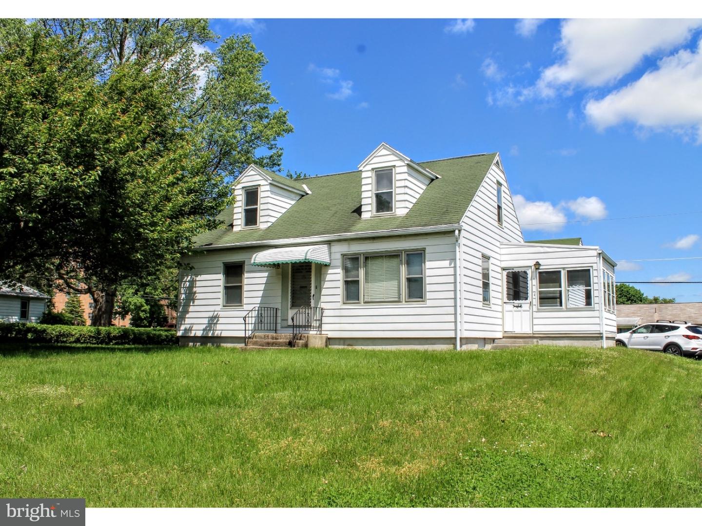1600 Tioga Avenue Reading, PA 19607 - Photo 1 of 17