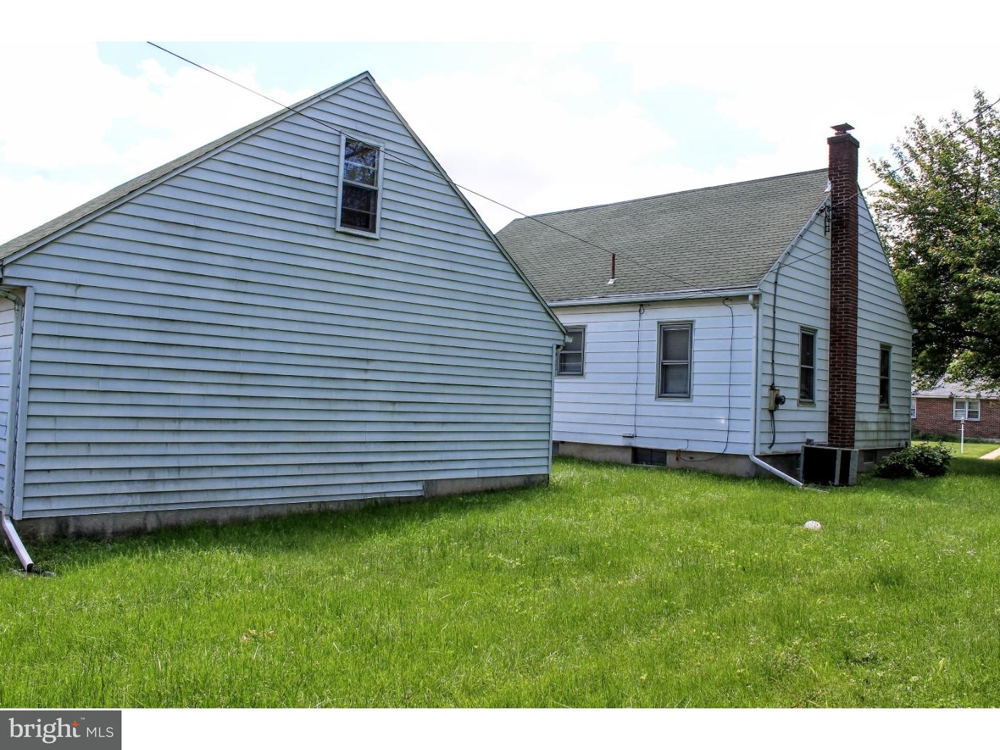 1600 Tioga Avenue Reading, PA 19607 - Photo 6 of 17