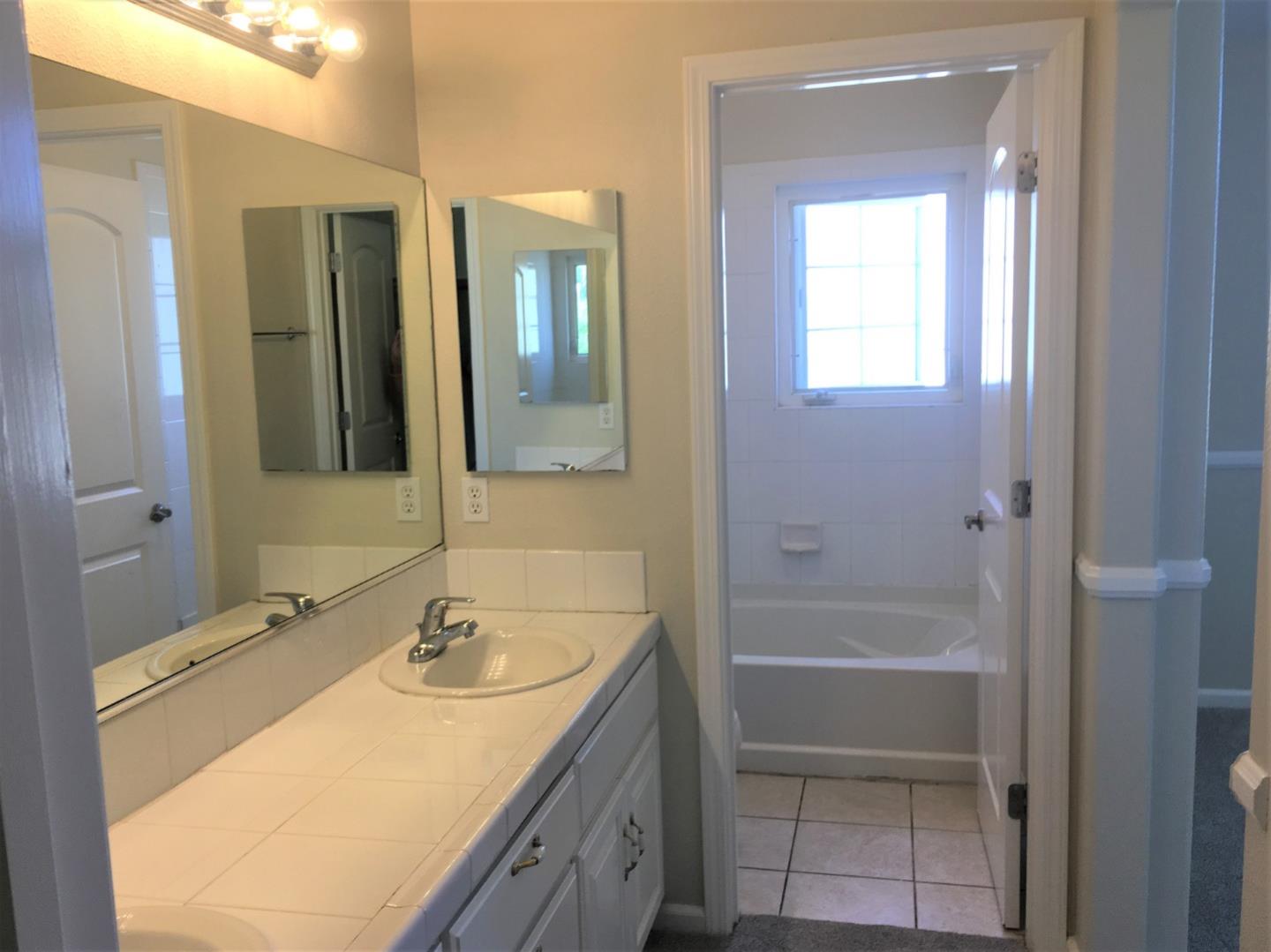 113 Toscano Loop Freedom, CA 95019 - Photo 11 of 17 Gallery Image 11
