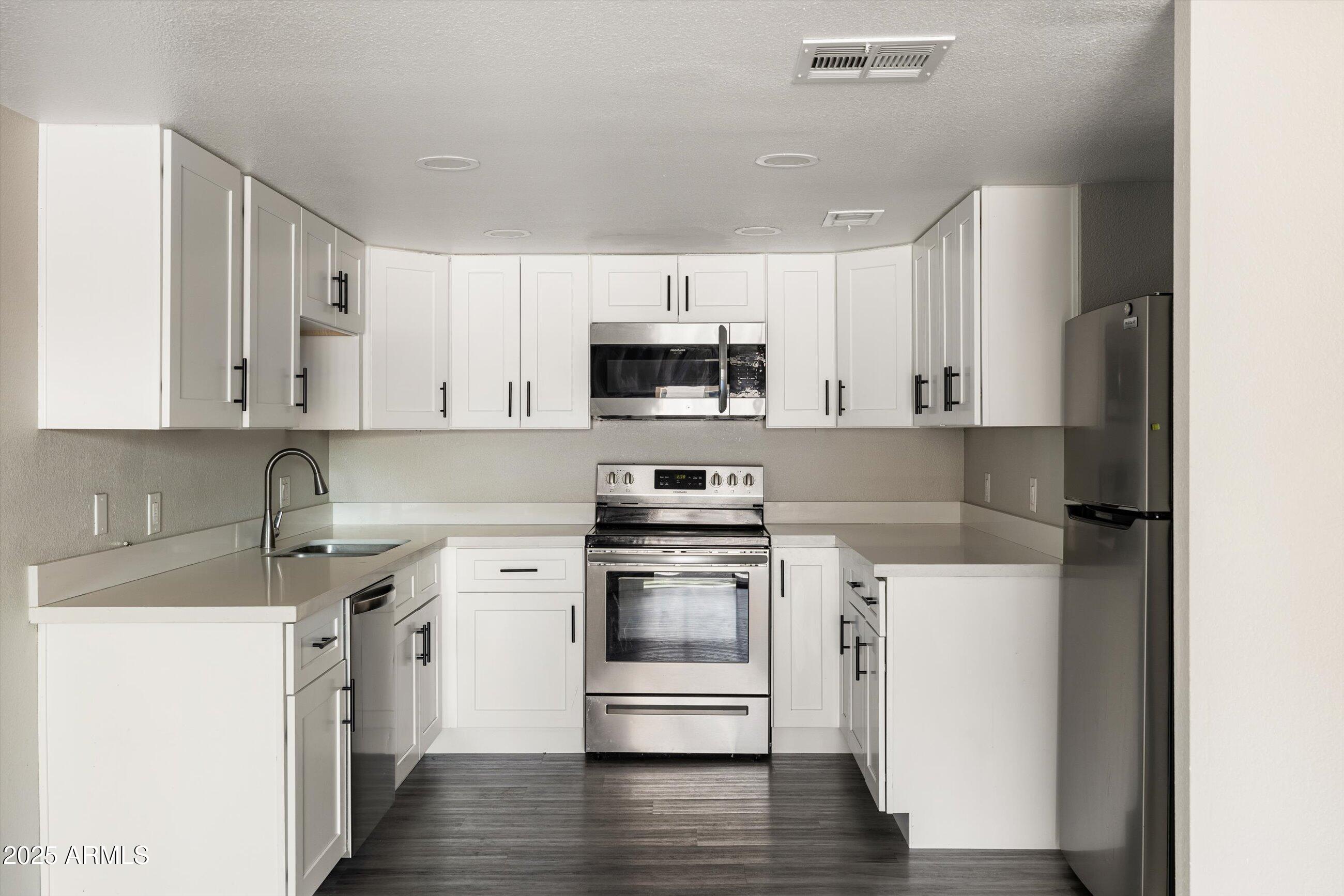 12-Unit 110 7920 E Camelback Rd_ 18_12