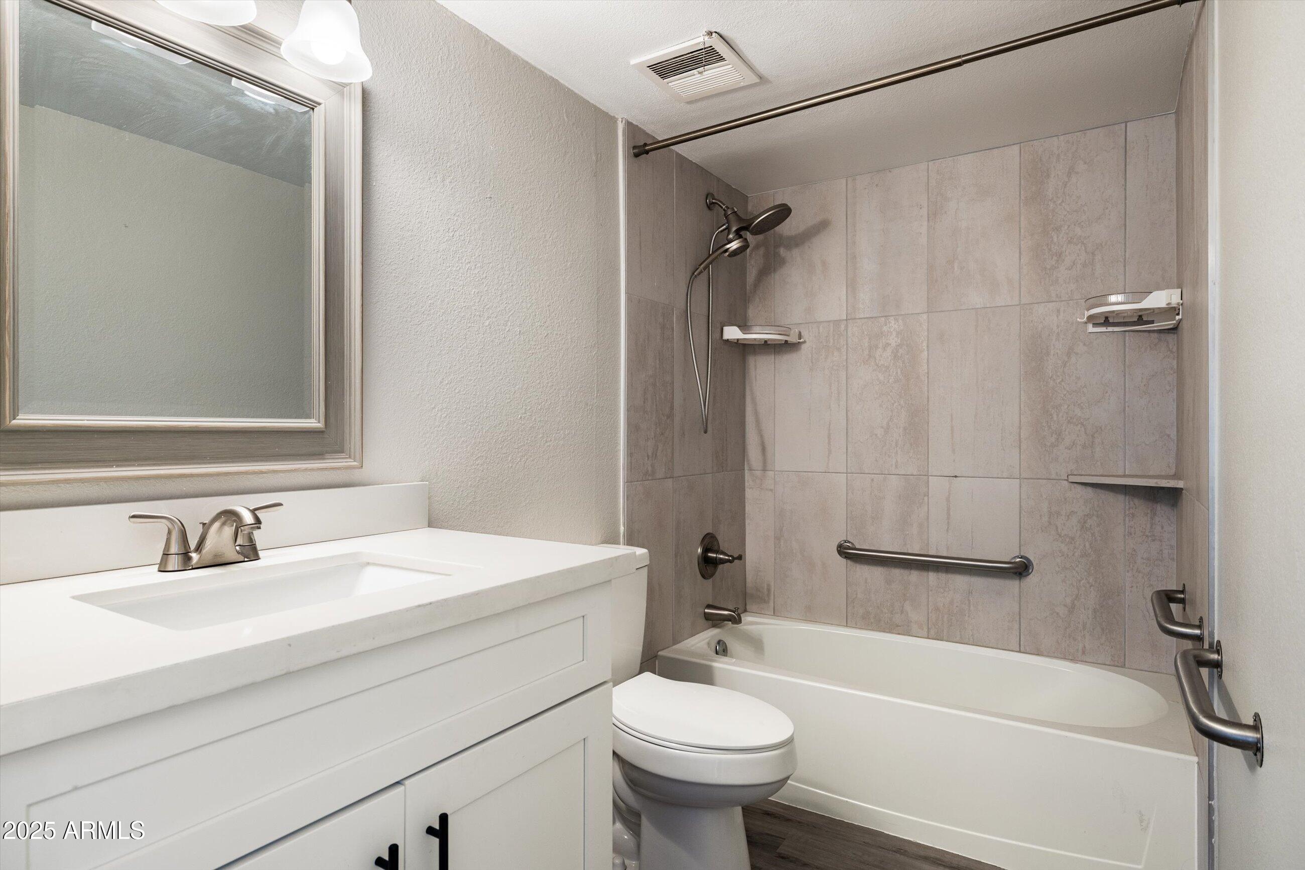 7920 East Camelback Road, Unit 110 Scottsdale, AZ 85251 - Photo 13 of 29 20-Unit 110 7920 E Camelback Rd_ 18_20