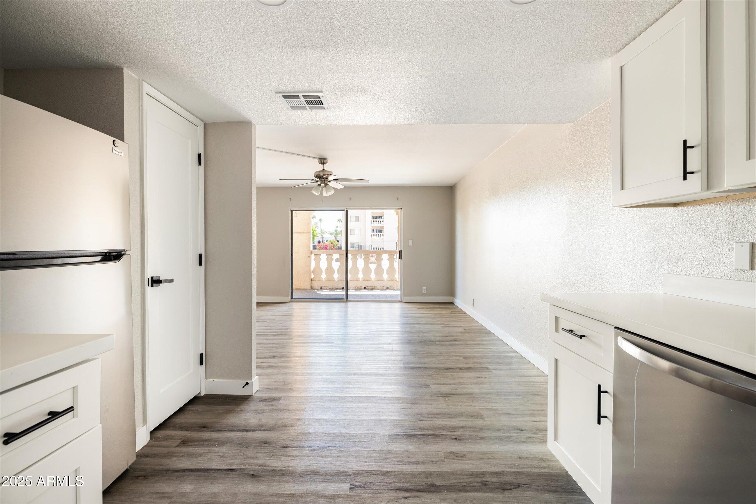 7920 East Camelback Road, Unit 110 Scottsdale, AZ 85251 - Photo 5 of 29 15-Unit 110 7920 E Camelback Rd_ 18_15