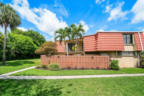 $365,000 | 8122 Thames Boulevard, Unit C, Boca Raton, FL 33433
