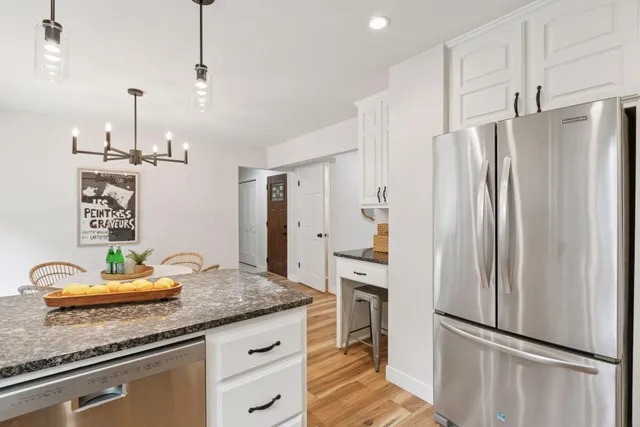 $550,000 | 14650 40th Place North, Plymouth, MN 55446