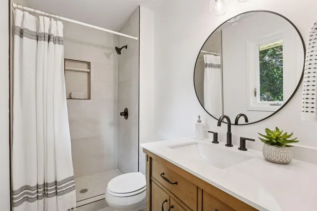 $550,000 | 14650 40th Place North, Plymouth, MN 55446