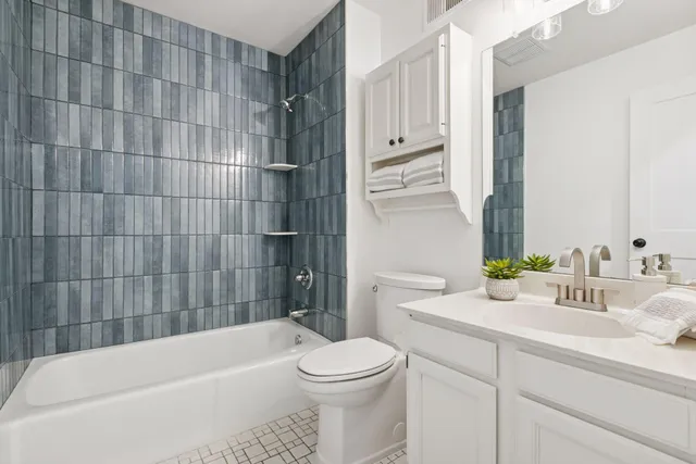 $550,000 | 14650 40th Place North, Plymouth, MN 55446