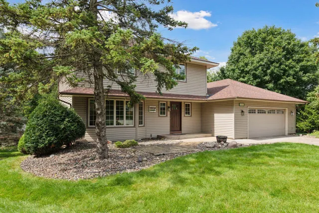 $550,000 | 14650 40th Place North, Plymouth, MN 55446
