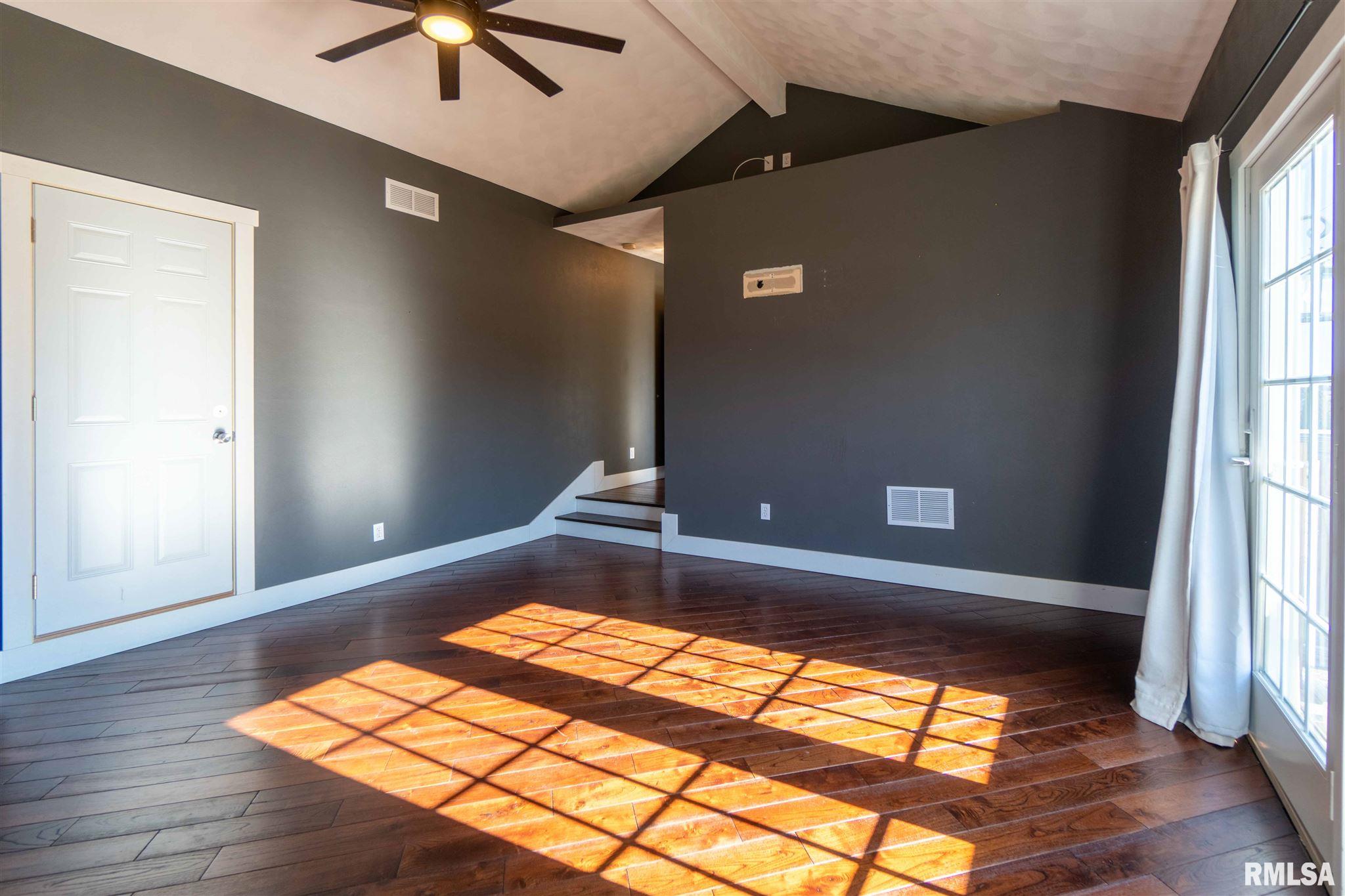 1610 Sycamore Washington, IL 61571 - Photo 31 of 46 Gallery Image 31