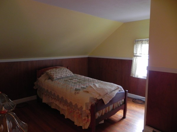 122 Clinton Road Weymouth, MA 02189 - Photo 8 of 16 Gallery Image 8