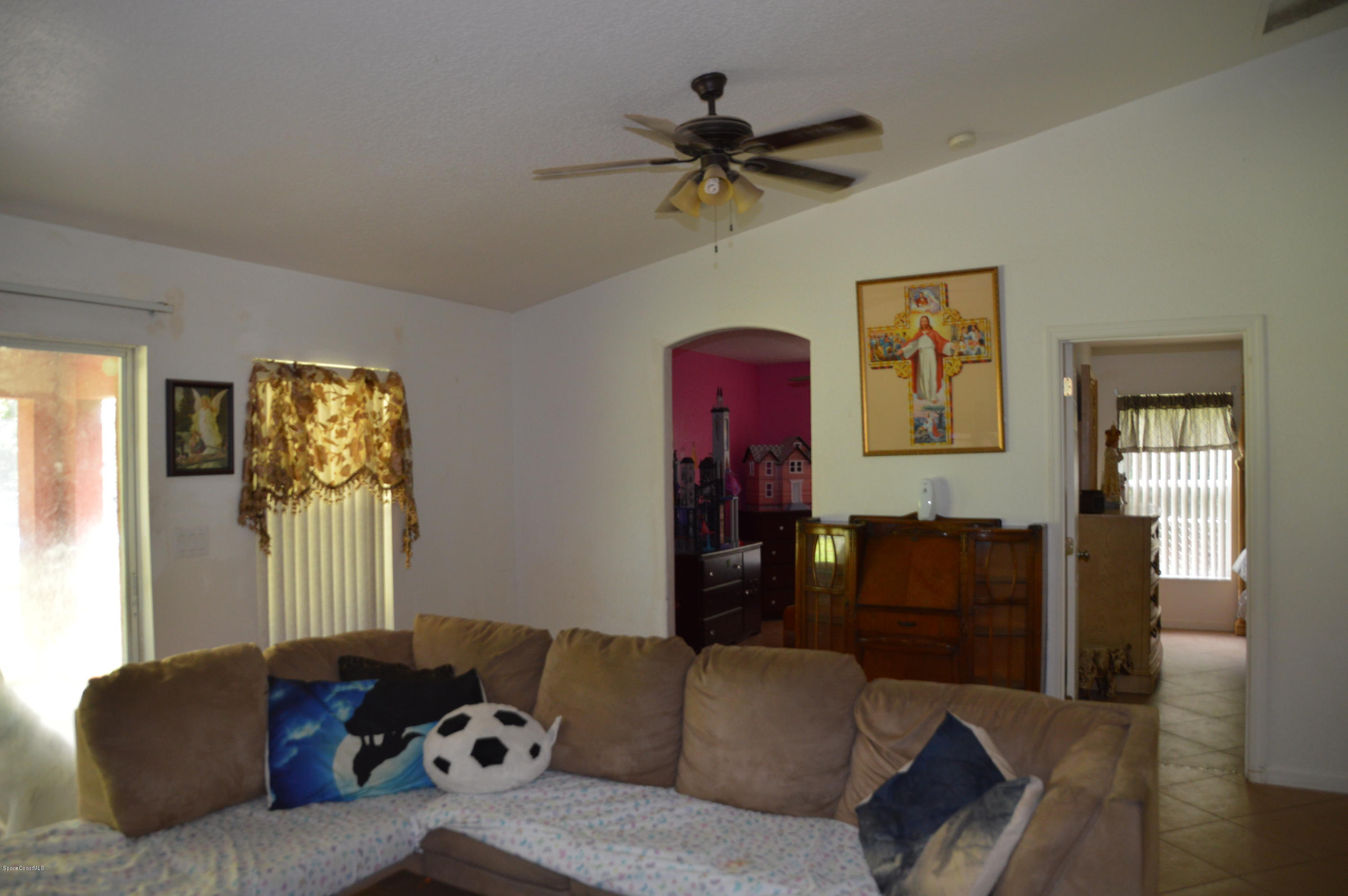3141 Aspen Road Southeast Palm Bay, FL 32909 - Photo 11 of 24 Family Room