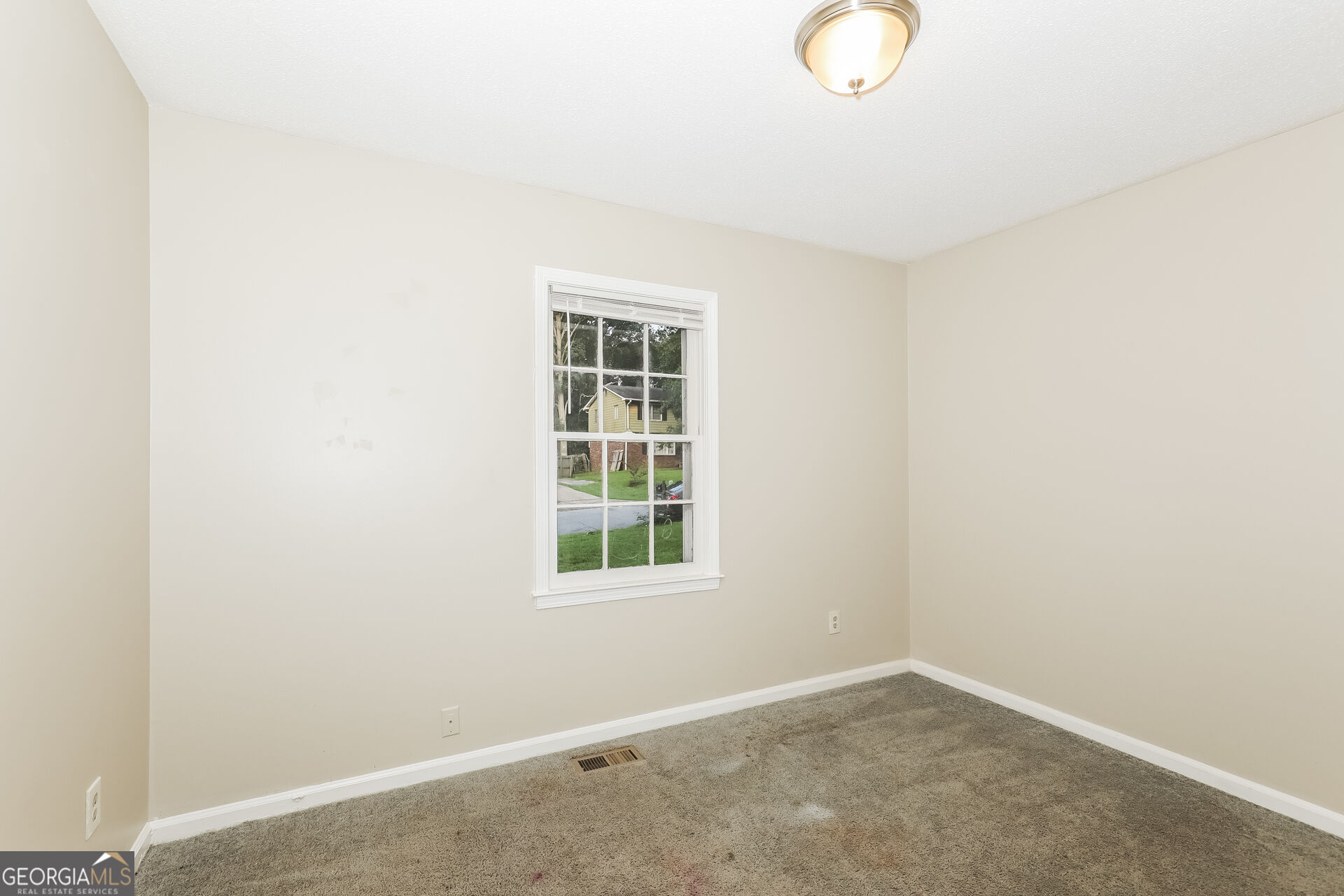 1596 Plover Road Hampton, GA 30228 - Photo 6 of 23 Gallery Image 6