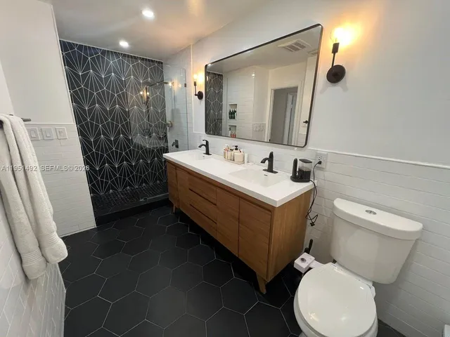 $3,950 | 13228 Southwest 10th Lane, Miami, FL 33184