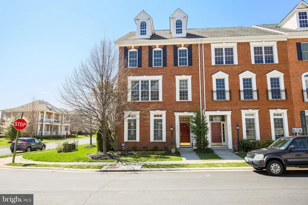 $3,800 | 42469 Redstone Terrace, Brambleton, VA 20148