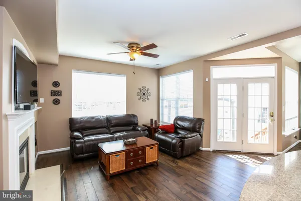 $3,800 | 42469 Redstone Terrace, Brambleton, VA 20148