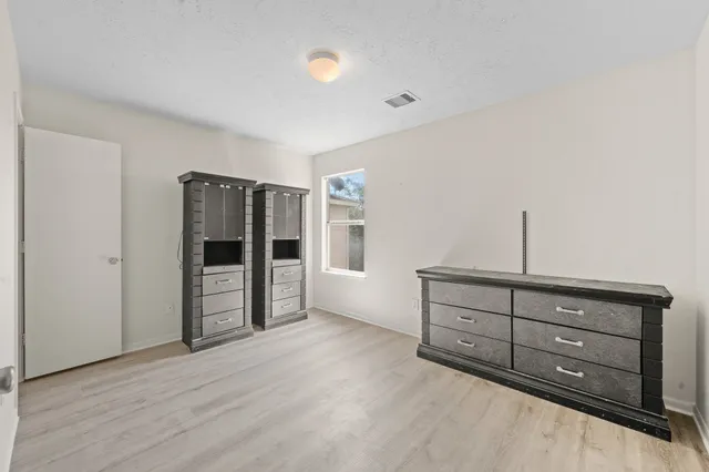 $2,400 | 20719 Fair Castle Drive, Cypress, TX 77433