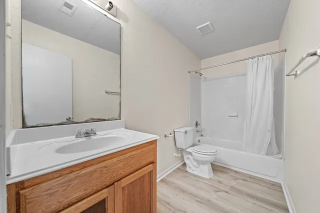 $2,400 | 20719 Fair Castle Drive, Cypress, TX 77433