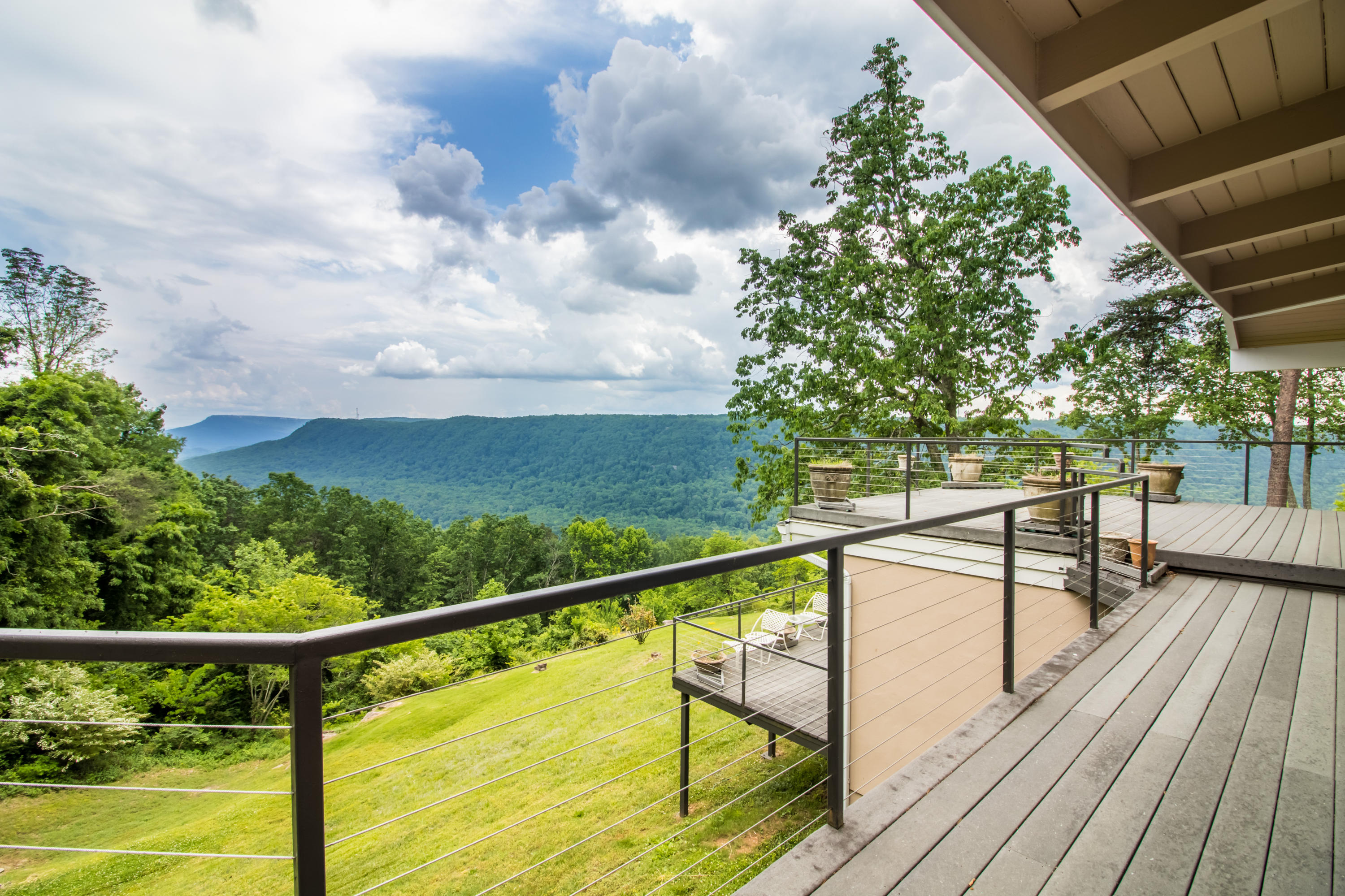 114 Riverpoint Road Signal Mountain, TN 37377 - Photo 1 of 49 114-Riverpoint-Rd-High-Res-5